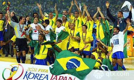 获得世界杯冠军最多的球队 桑巴足球五次登顶世界之巅